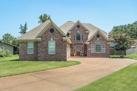 8702 Lathbury Pl, Cordova, TN 38016