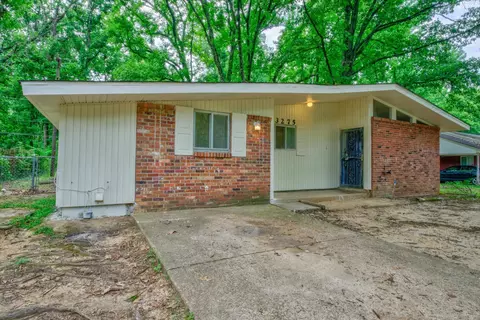 3275 Stella St, Memphis, TN 38127