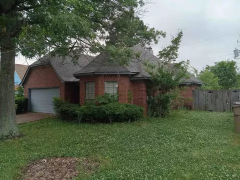 5299 Shady Ridge Dr, Memphis, TN 38141