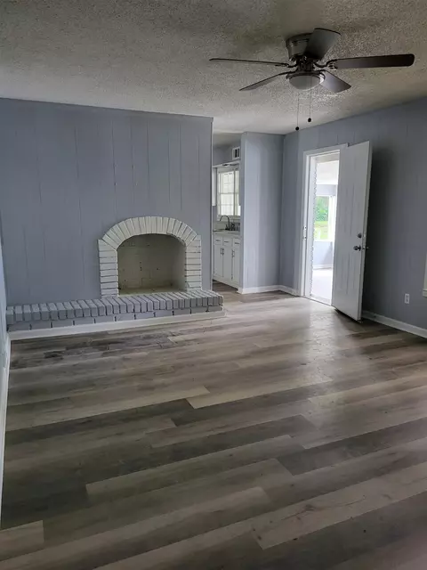 1608 E Raines Rd, Memphis, TN 38116 photo 7