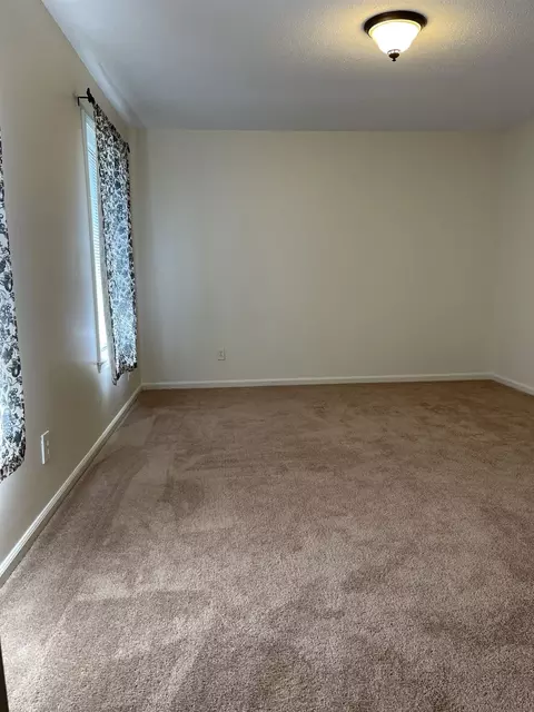 563 E Mendenview Rd, Memphis, TN 38117 photo 7