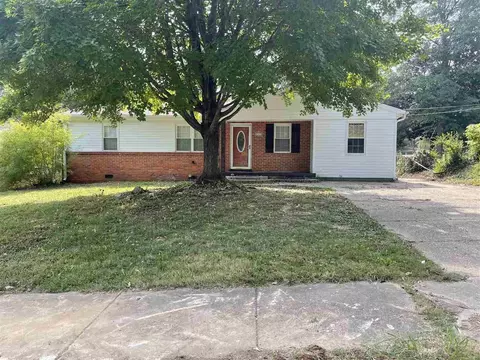 2345 Celeste Dr, Memphis, TN 38127 photo 1