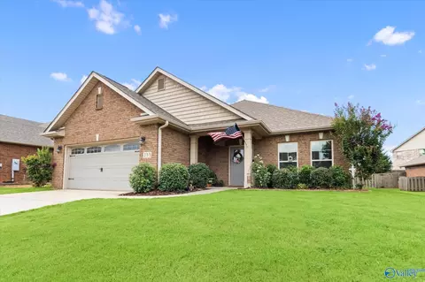 283 Dustin Ln NW, Madison, AL 35757