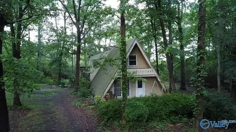 182 County Road 1839, Arab, AL 35016