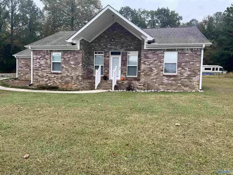 110 Trail Ridge Rd, New Market, AL 35761