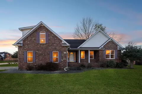 1822 Kensington Dr, Murfreesboro, TN 37127