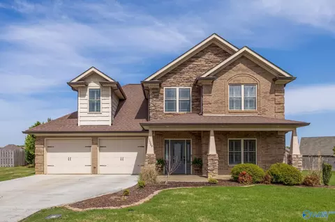 17289 Obsidian Cir, Athens, AL 35613