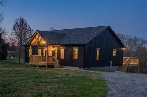 608 Buckeye Rd, Cumberland City, TN 37050