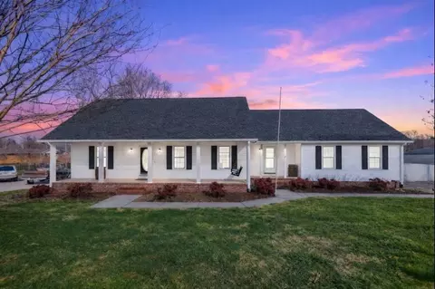 65 Twin Marys Dr, Tullahoma, TN 37388