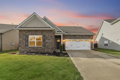 1159 Westgate Dr, Gallatin, TN 37066