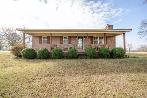 2098 Spain Rd, Cypress Inn, TN 38452