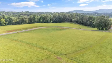 0 Old Farm Ln, Sevierville, TN 37876