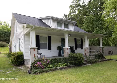 6528 Jackie Ln, Knoxville, TN 37920