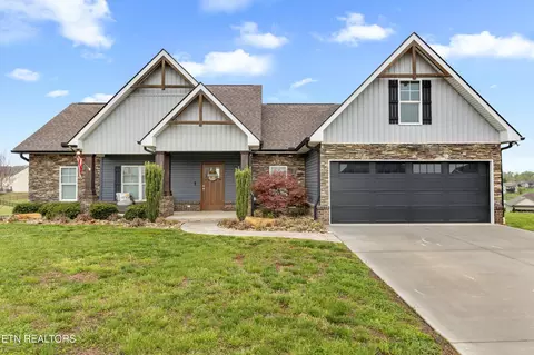 2891 Alden Glenn Ct, Sevierville, TN 37876
