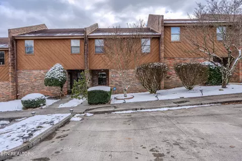 2909 La Villas Dr #404, Knoxville, TN 37917