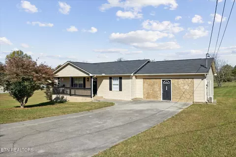 1452 Kay View Dr, Sevierville, TN 37876