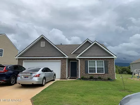 824 Old Towne Loop Dr, Seymour, TN 37865