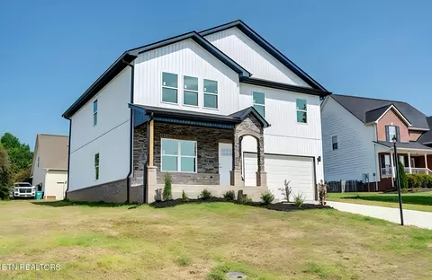 4935 Fragrant Cloud Ln, Knoxville, TN 37918