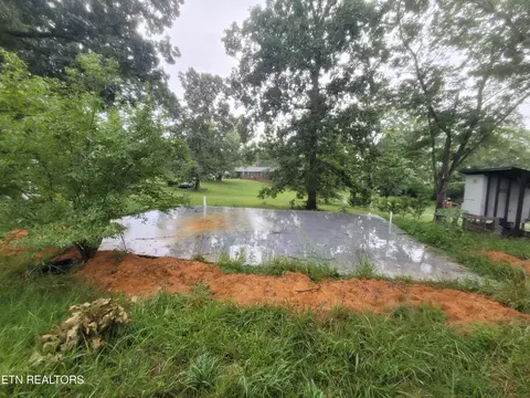 1531 Amerine Rd, Maryville, TN 37804