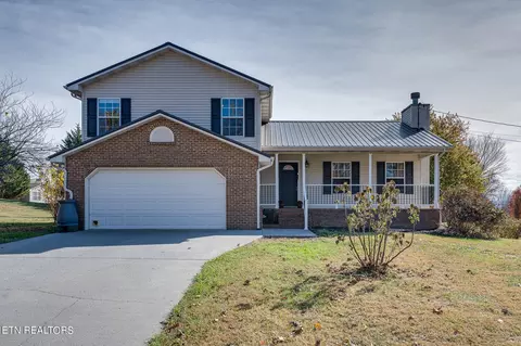 711 Water Oak Dr, Seymour, TN 37865
