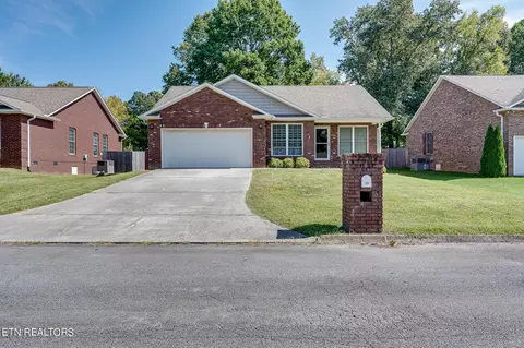 309 Joshua Landing Ct, Seymour, TN 37865