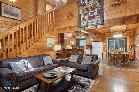 413 Ogle Dr, Pigeon Forge, TN 37863 photo 7