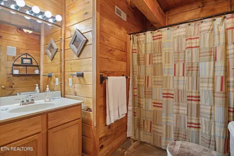 413 Ogle Dr, Pigeon Forge, TN 37863 photo 15