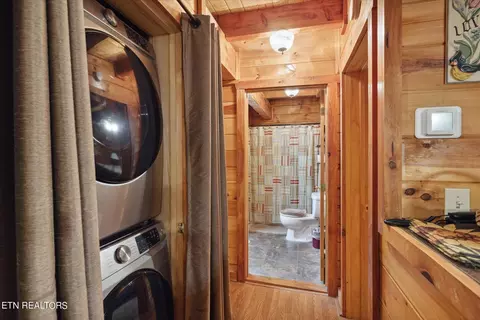 413 Ogle Dr, Pigeon Forge, TN 37863 photo 12