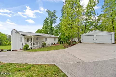 1511 Park Ln, Sevierville, TN 37876