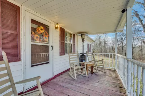 Exterior - 174 Copeland Rd, Sparta, TN 38583 photo 1 of 8