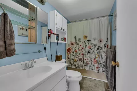 Bath - 174 Copeland Rd, Sparta, TN 38583 photo 1 of 3