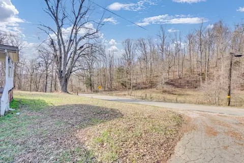 Exterior - 174 Copeland Rd, Sparta, TN 38583 photo 4 of 8