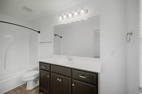 Bath - 5304 Dan Post Way, Murfreesboro, TN 37128 photo 3 of 3
