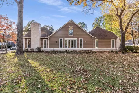2431 Yester Oaks Dr, Germantown, TN 38139