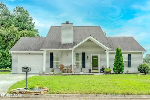 5820 Windtree Ln, Knoxville, TN 37921
