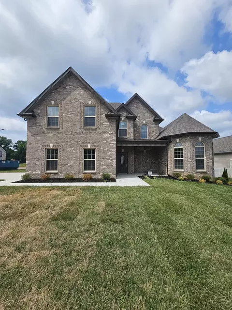 734 Shoemaker Ln, Clarksville, TN 37043
