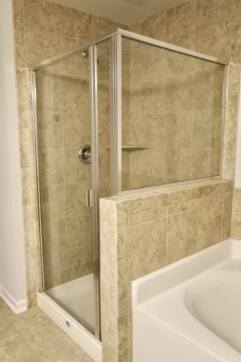 Bath - 4221 Grapevine Loop, Smyrna, TN 37167 photo 2 of 5