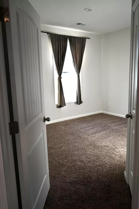 Bedroom - 4221 Grapevine Loop, Smyrna, TN 37167 photo 2 of 3
