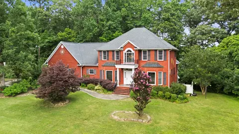104 Executive Dr, Jasper, TN 37347