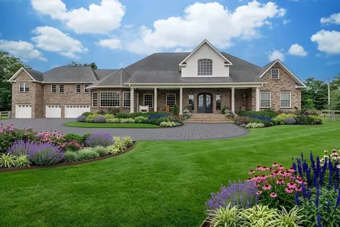 790 Blooming Grove Rd, Pulaski, TN 38478