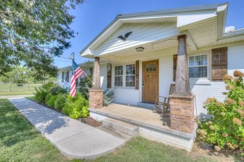 149 Brown Ln, Shelbyville, TN 37160