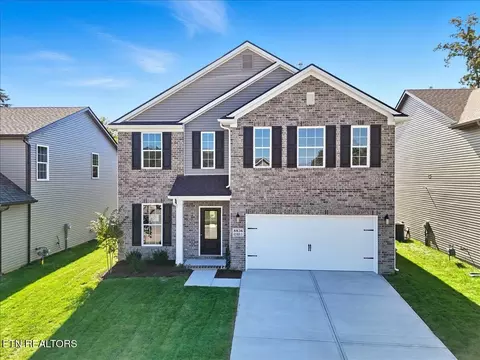 8836 Keenberg Ln, Knoxville, TN 37931