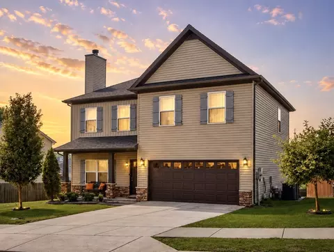 1304 Busiris Dr, Hermitage, TN 37076