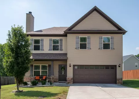 1304 Busiris Dr, Hermitage, TN 37076