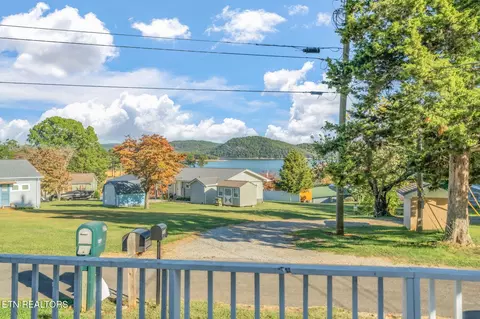 227 Clearview St, Rutledge, TN 37861 photo 2