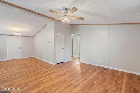 227 Clearview St, Rutledge, TN 37861 photo 15