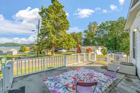 227 Clearview St, Rutledge, TN 37861 photo 4