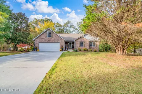 5600 Oakside Dr, Knoxville, TN 37920