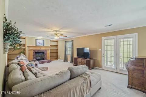 337 Nicely Tr, Powell, TN 37849 photo 7