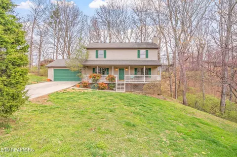 2616 Greenberry Ln, Knoxville, TN 37938